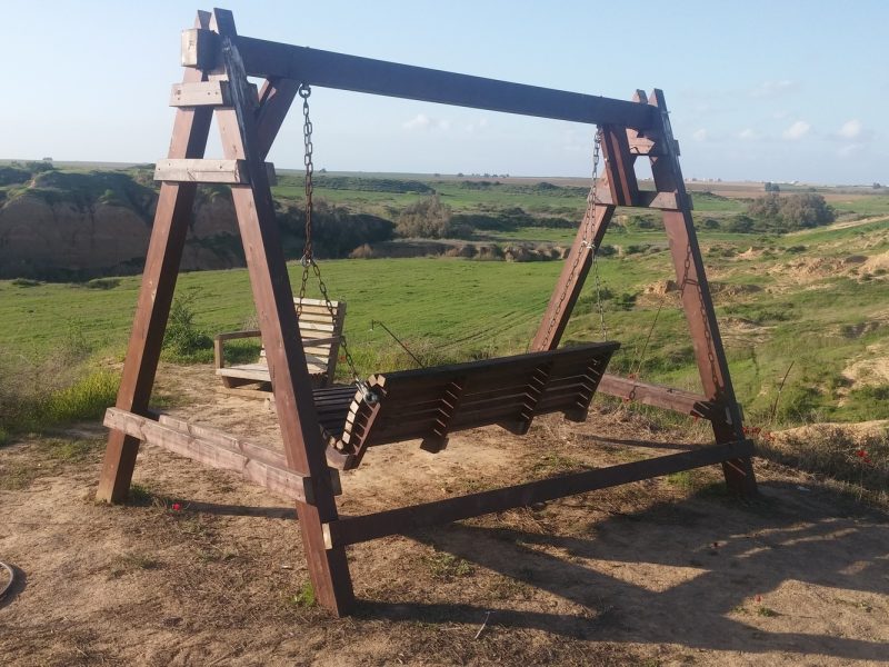 לינת שטח בחוות הדקלים